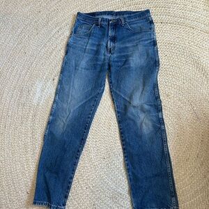 Wrangler 32x34 men’s jeans pants work denim classic straight fit
